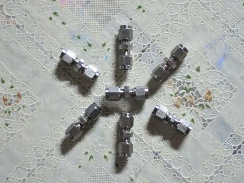 不锈钢卡套接头